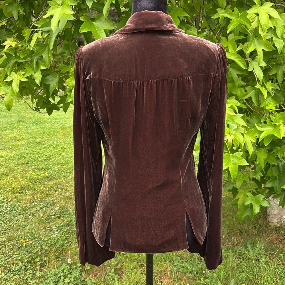 Jak & Rae Elegant Brown Velvet Women's Blazer - Picture 4 of 12